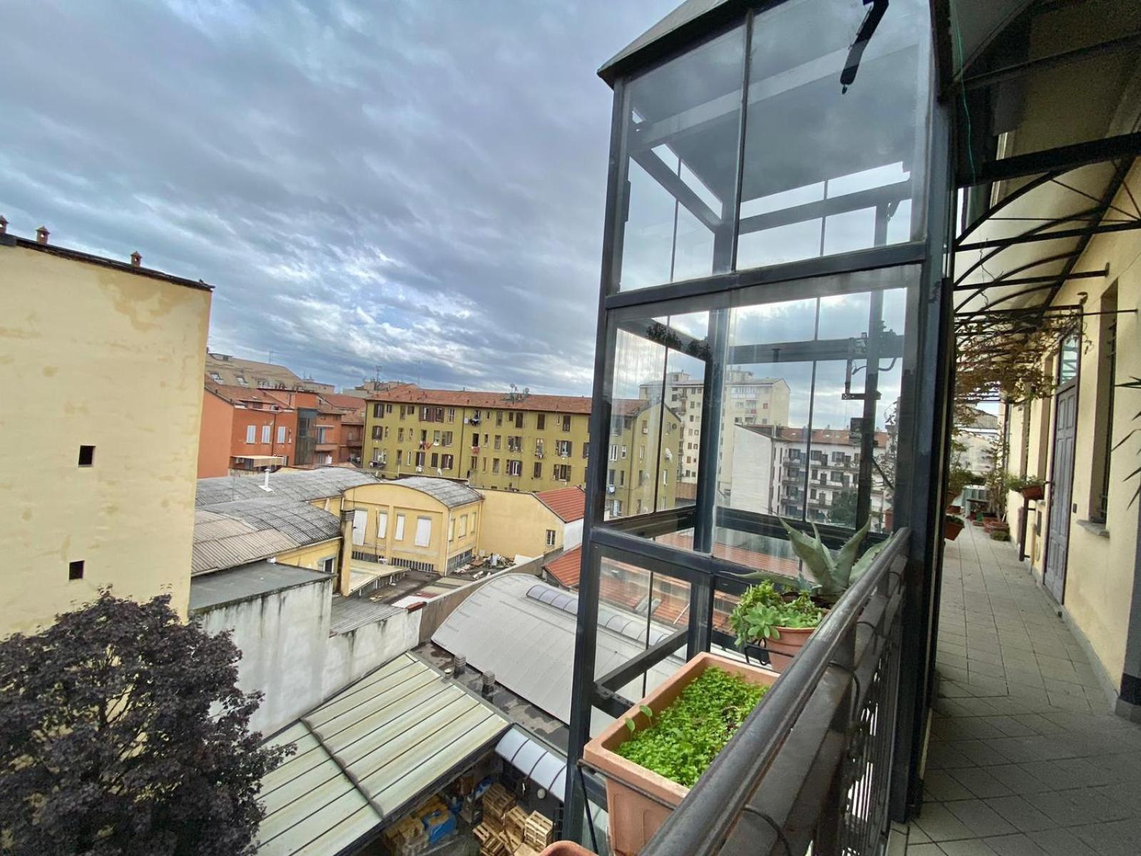 Grazioso Appartamento Nel Cuore Del Tran Tran Di Milano, Perfetto Per Amici E Famiglie, Vicino A Metropolitana Exterior foto
